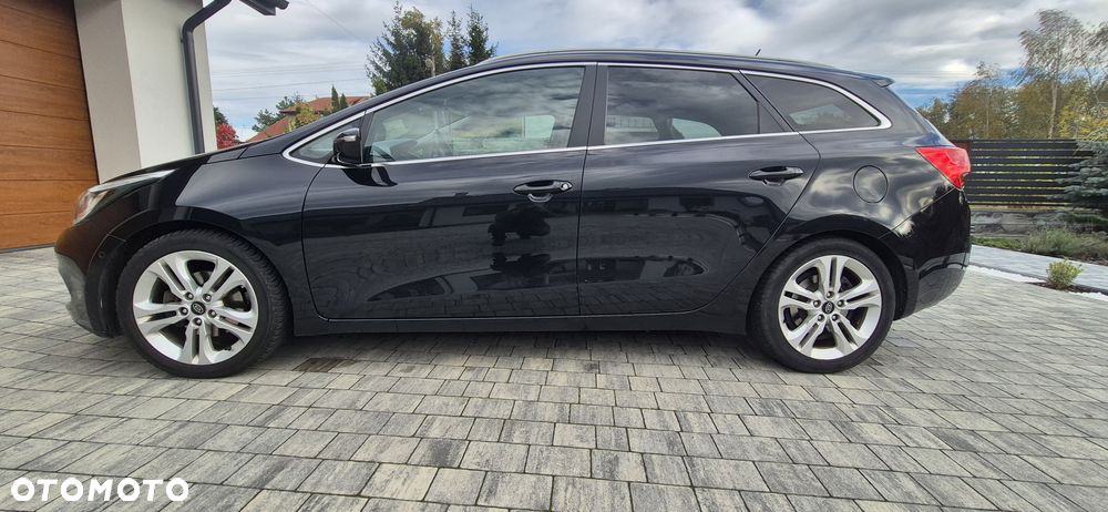 Kia Ceed 2012 photo 5