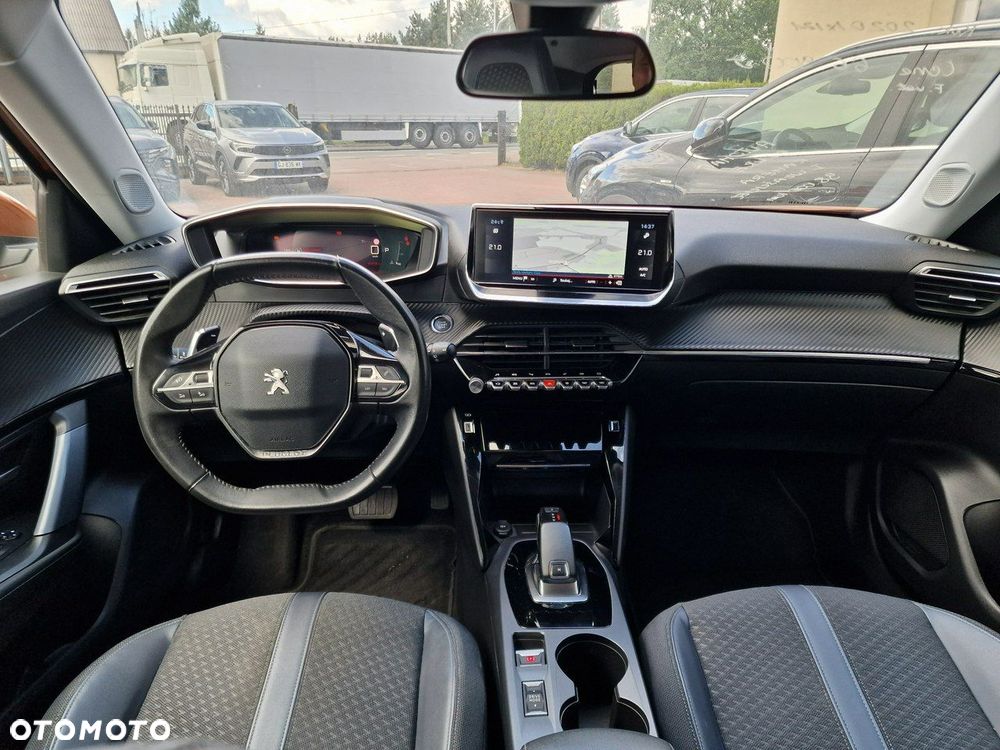 Peugeot 2008 1.2 PureTech Allure Pack S&S EAT8 - 18