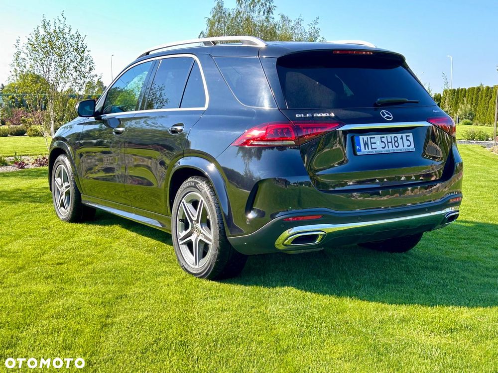 Mercedes-Benz GLE 300 d 4-Matic Premium - 4