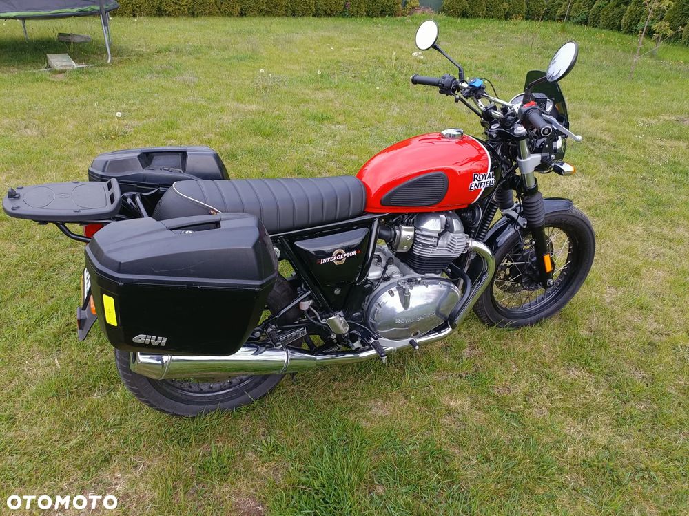 Royal Enfield Interceptor - 22