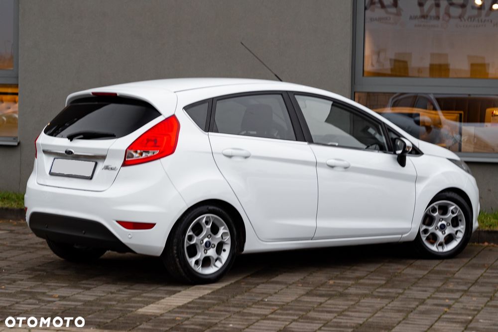Ford Fiesta 1.6 Ti-VCT Titanium - 12