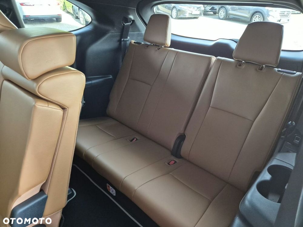 Toyota Highlander - 11