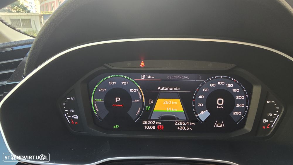 Audi Q3 45 TFSIe S tronic - 25