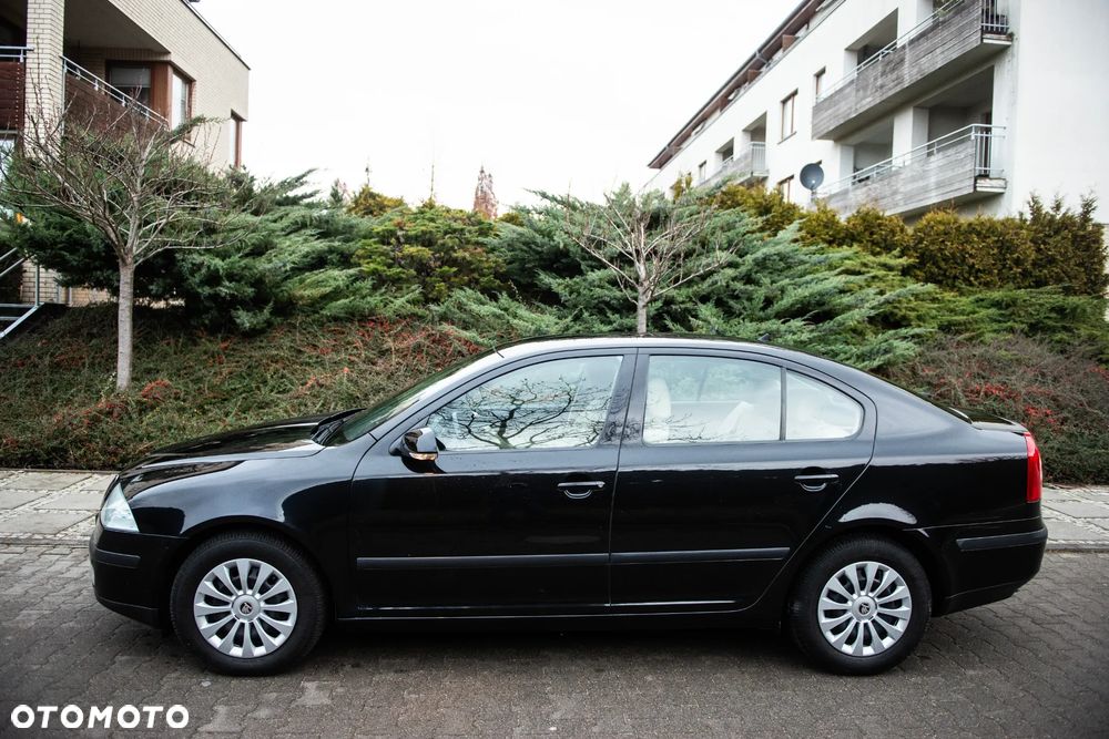 Skoda Octavia 1.9 TDI DSG Elegance - 3