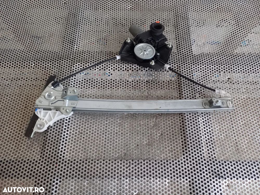 Macara Geam Electrica Stanga Fata Toyota Yaris Cross Yaris 4 An 2020-2021-2022-2023-2024 1.5 Benzin - 3