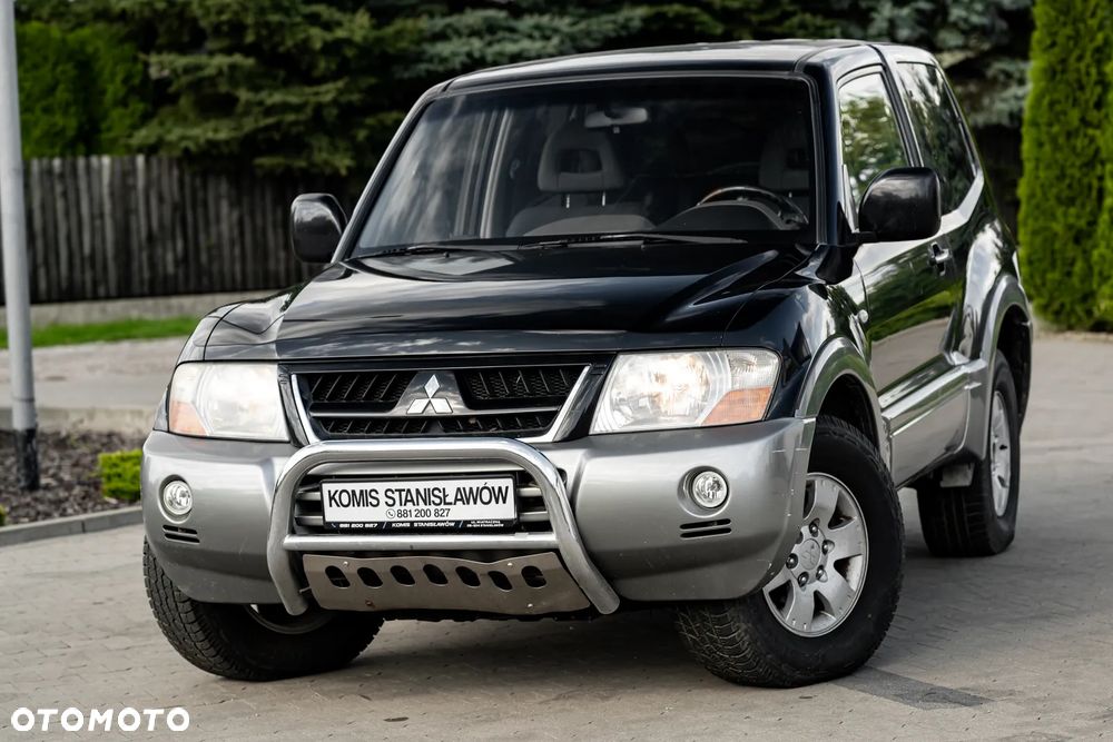 Mitsubishi Pajero 3.2 DI-D Liberty - 1