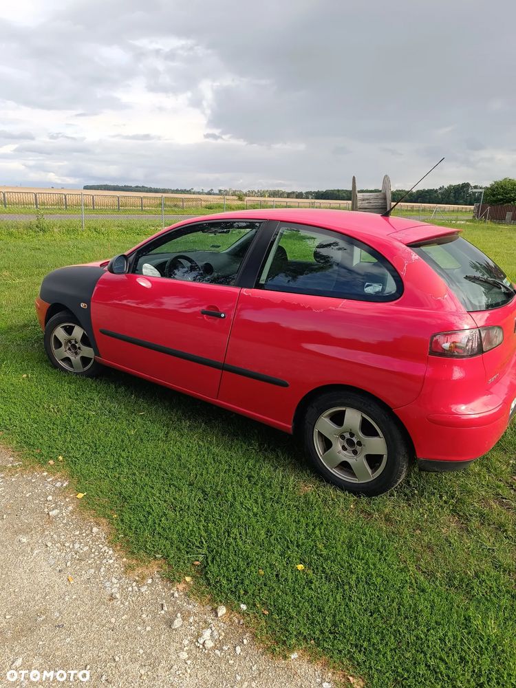 Seat Ibiza 1.4 16V Stella - 2