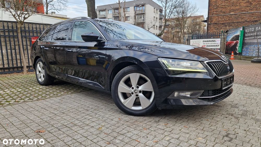 Skoda Superb 1.6 TDI GreenLine - 2