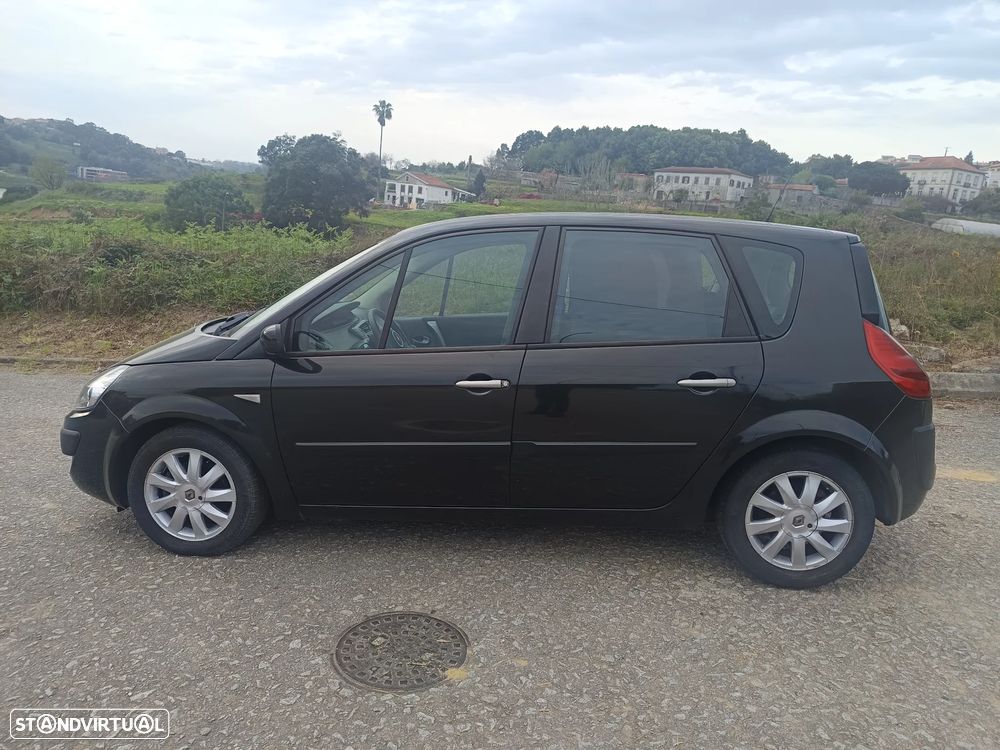 Renault Scénic 1.5 dCi Dynamique S - 5