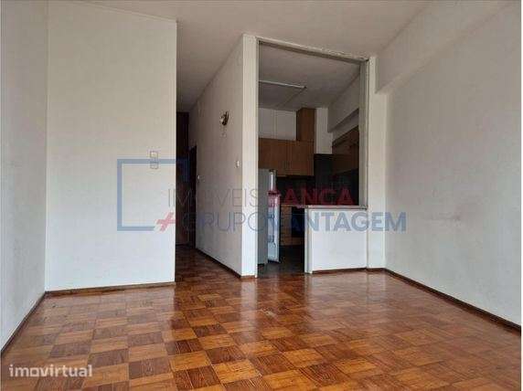 APARTAMENTO T1 PARANHOS - PORTO - Grande imagem: 5/14