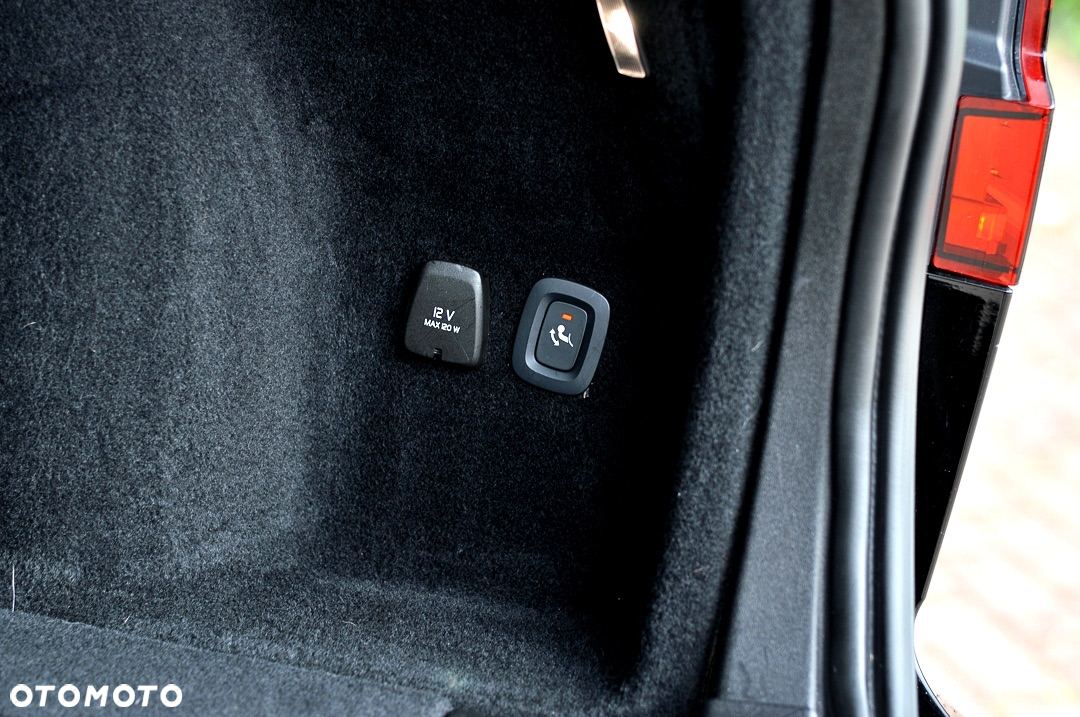 Volvo V60 B4 D Geartronic RDesign - 20