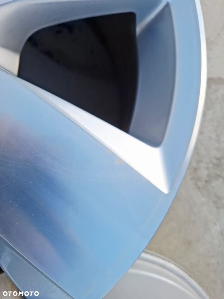 Felga Felgi Aluminiowe Alumy R16 5X112 ET46 5G0601025J - 7