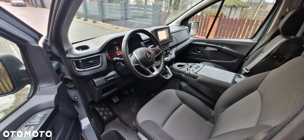 Renault TRAFIC - 11