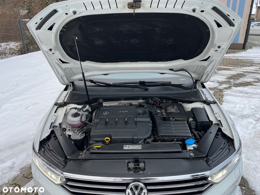 Volkswagen Passat Variant 2.0 TDI (BlueMotion Technology) Comfortline - 23