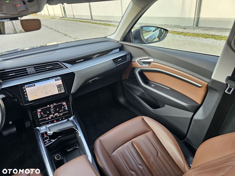 Audi e-tron 50 Quattro - 25