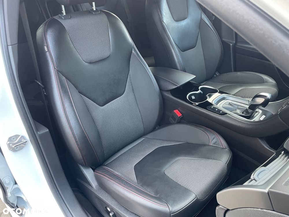 Ford Mondeo - 6
