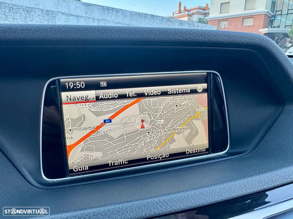 Mercedes-Benz E 300 BLUETEC Hybrid Elegance - 21