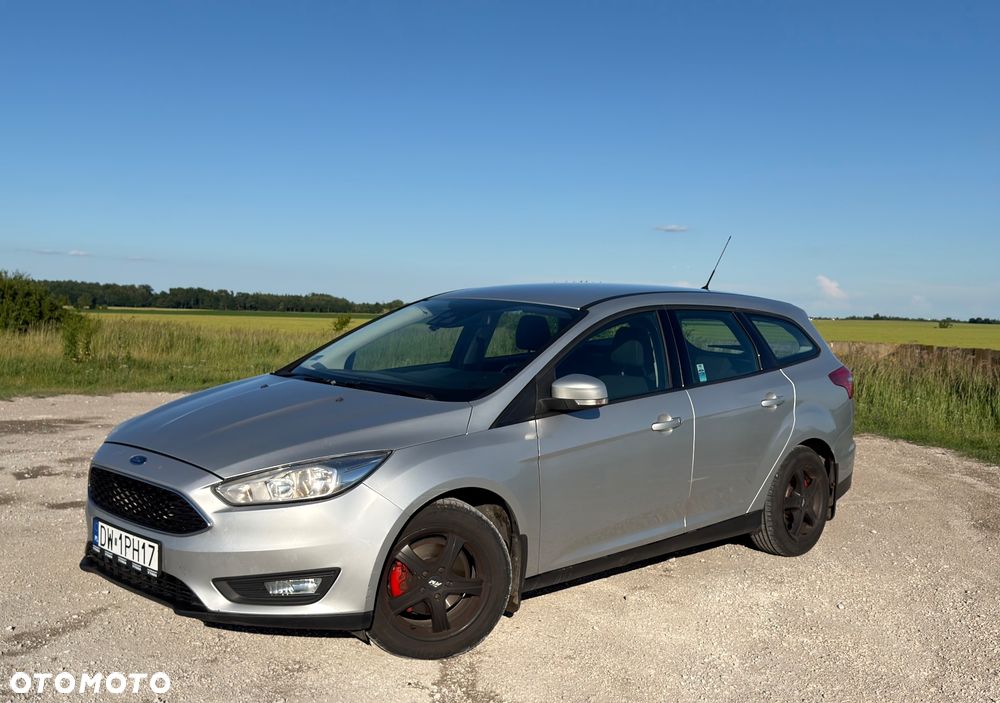 Ford Focus 1.5 TDCi SYNC Edition - 1