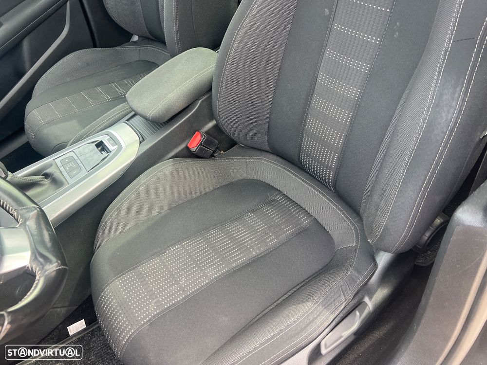 Peugeot 308 SW 1.6 BlueHDi Allure J17 EAT6 - 26