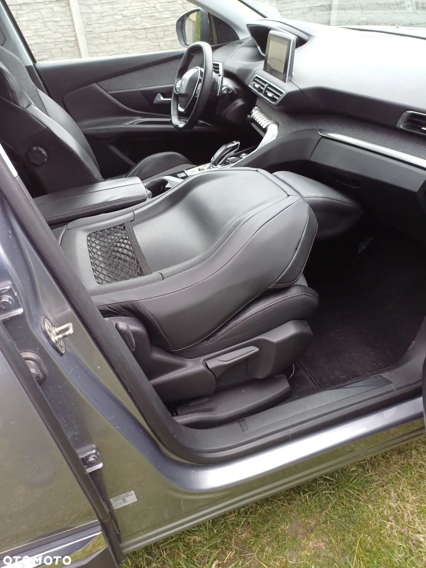 Peugeot 3008 BlueHDi 120 EAT6 Stop & Start Allure - 27