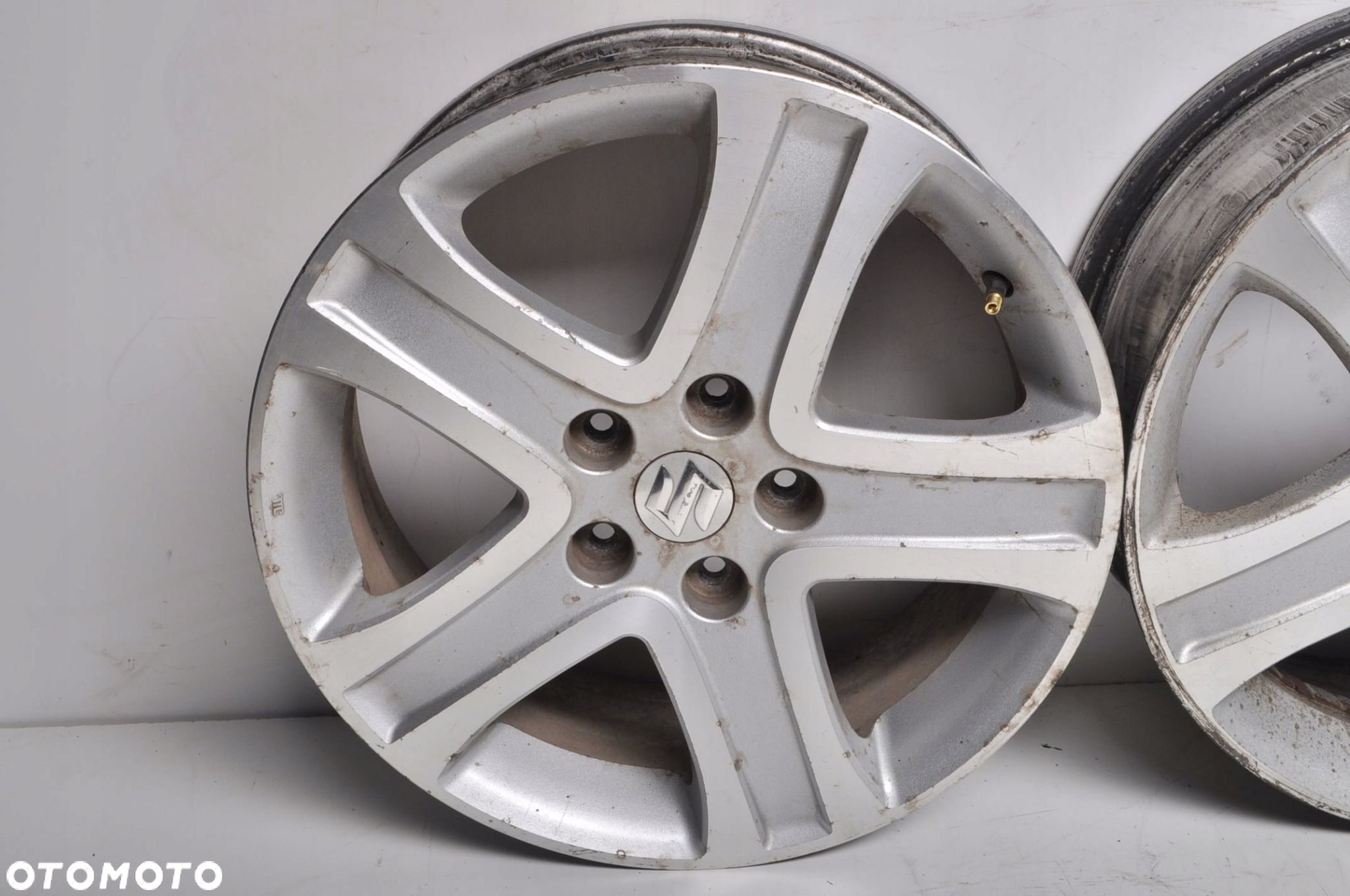 SUZUKI GRAND VITARA II FELGI ALUMINIOWE R17" 6.5J 5X114.3 ET45 66J0 - 13