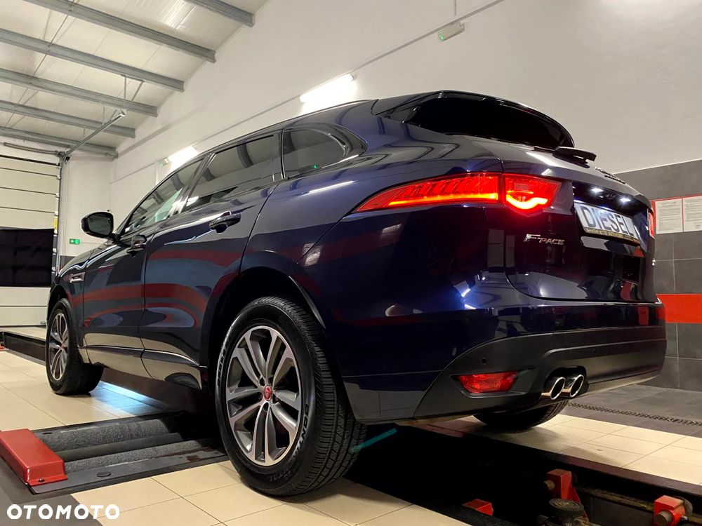 Jaguar F-Pace 2.0 i4D RWD R-Sport - 8