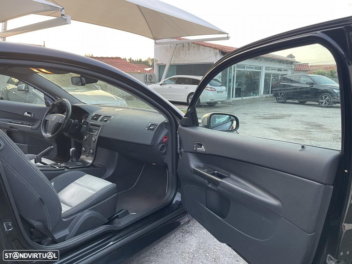 Volvo C30 1.6 D Drive 99g R-Design Start/Stop - 17
