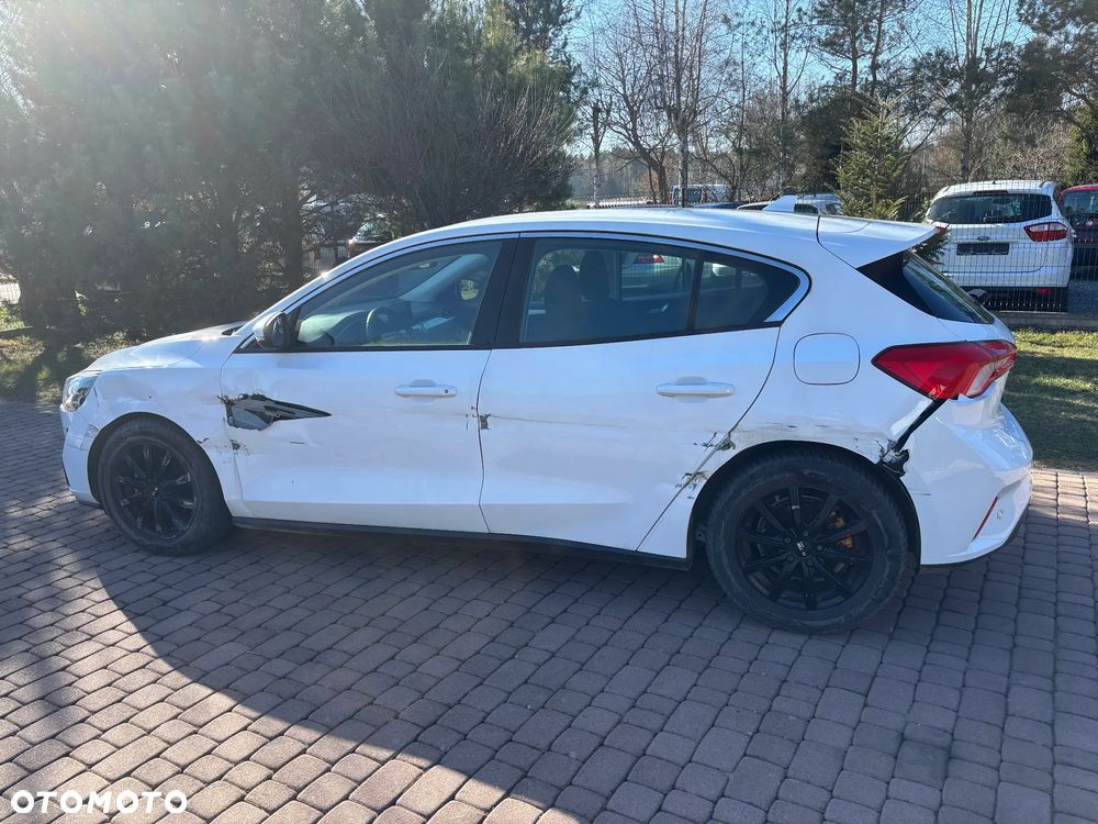 Ford Focus 1.0 EcoBoost Start-Stopp-System COOL&CONNECT - 8