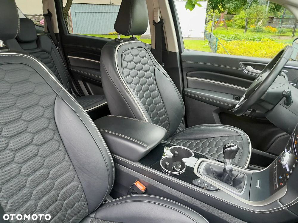 Ford S-Max 2.0 TDCi Vignale - 29