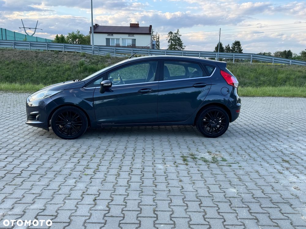 Ford Fiesta - 5