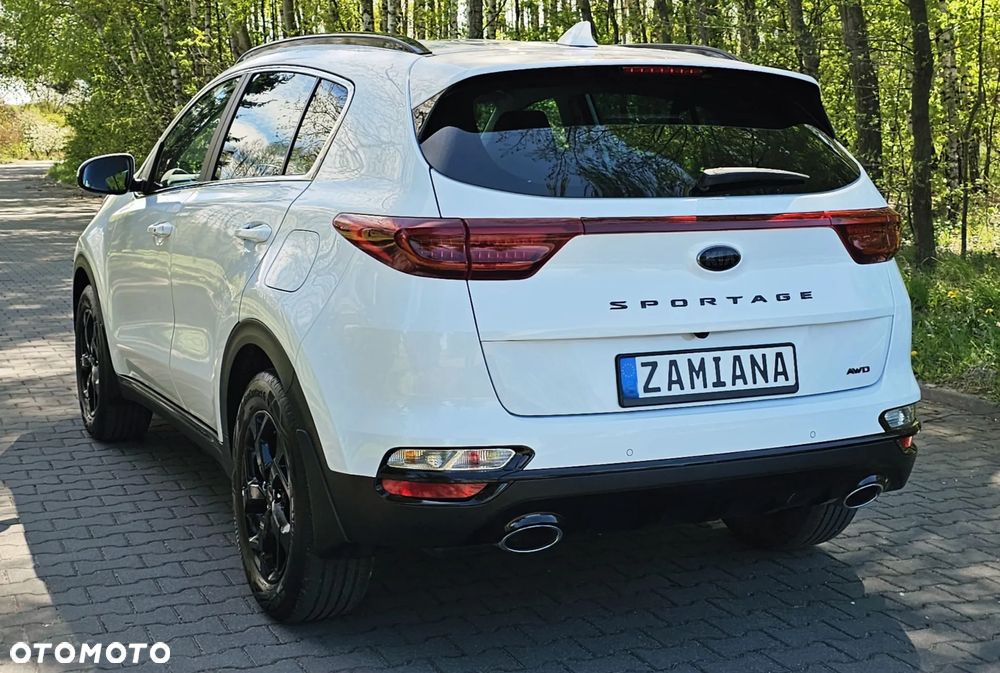 Kia Sportage 1.6 CRDI AWD Eco-Dynamics+ (48V M-H) DCT Black Edition - 8