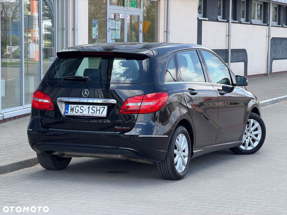 Mercedes-Benz Klasa B 180 d BlueEFFICIENCY Edition - 3