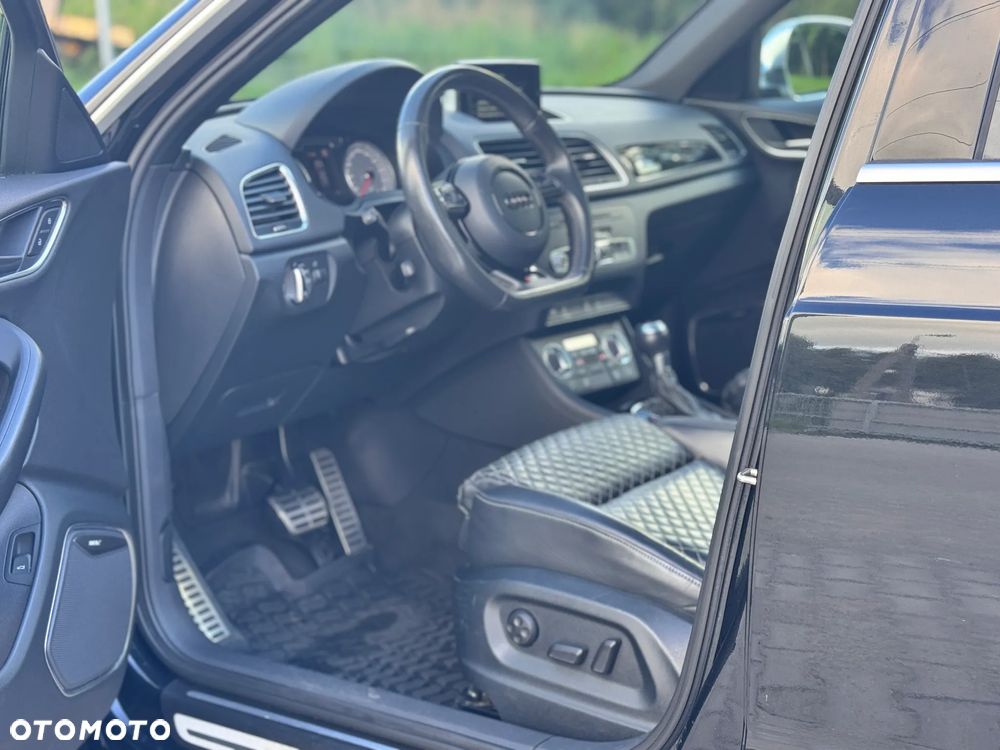Audi RS Q3 2.5 TFSI quattro S tronic - 14
