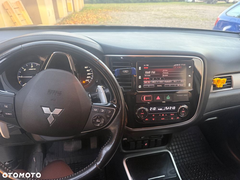 Mitsubishi Outlander 2.2 DID Instyle Navi 4WD - 8