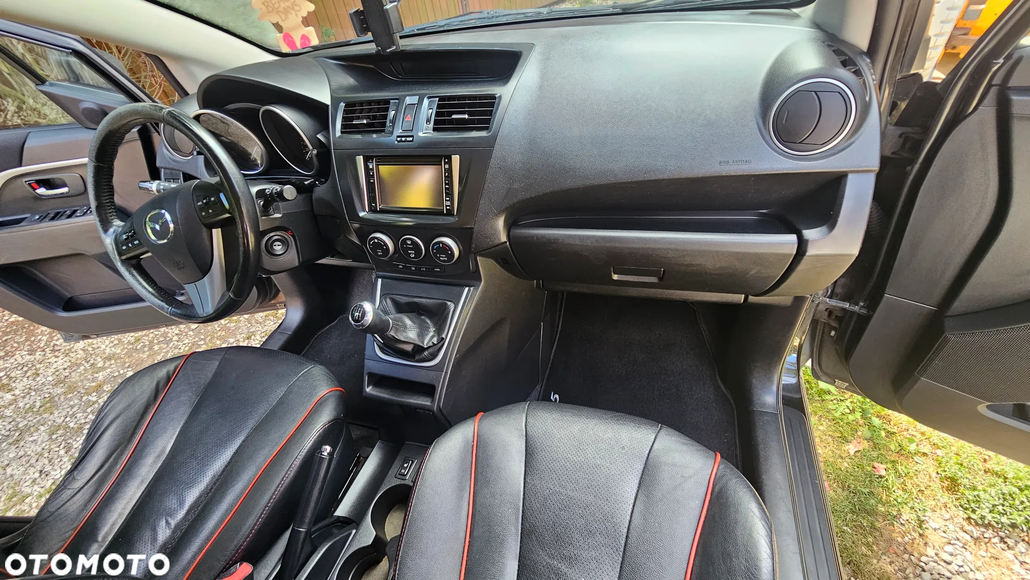 Mazda 5 - 4