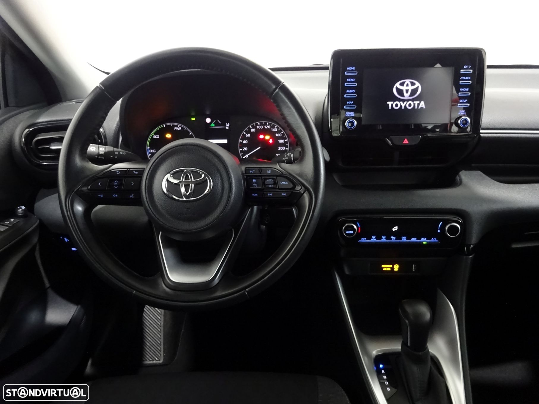 Toyota Yaris 1.5 HDF Comfort Plus - 8