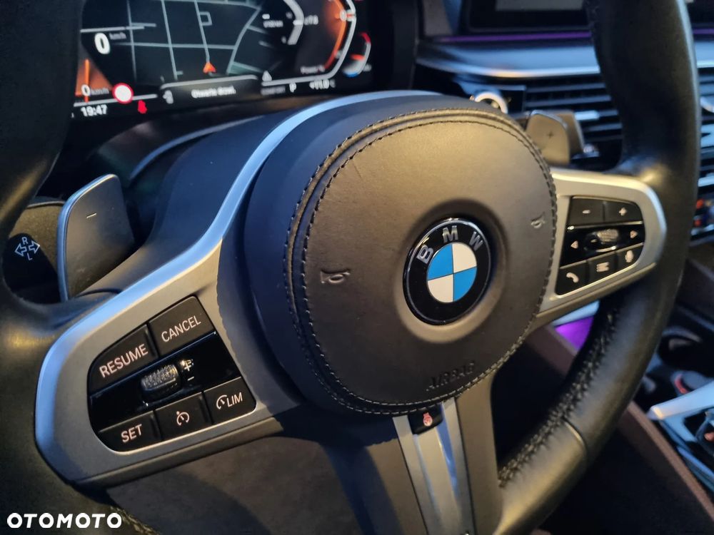 BMW Seria 5 530i xDrive mHEV M Sport sport - 15