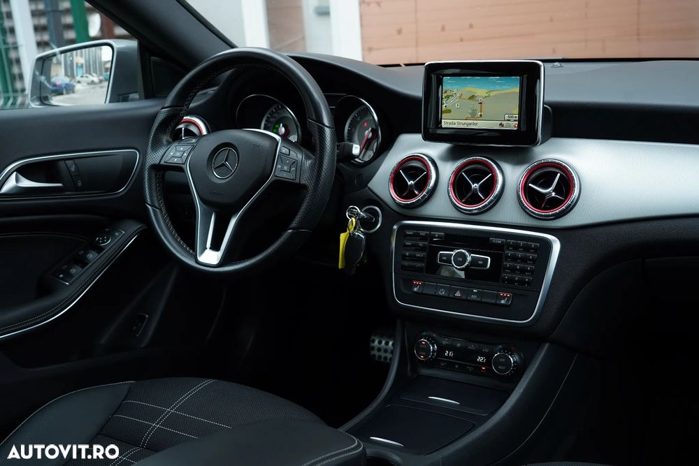 Mercedes-Benz CLA ver-250-7g--dct-amg-line - 10