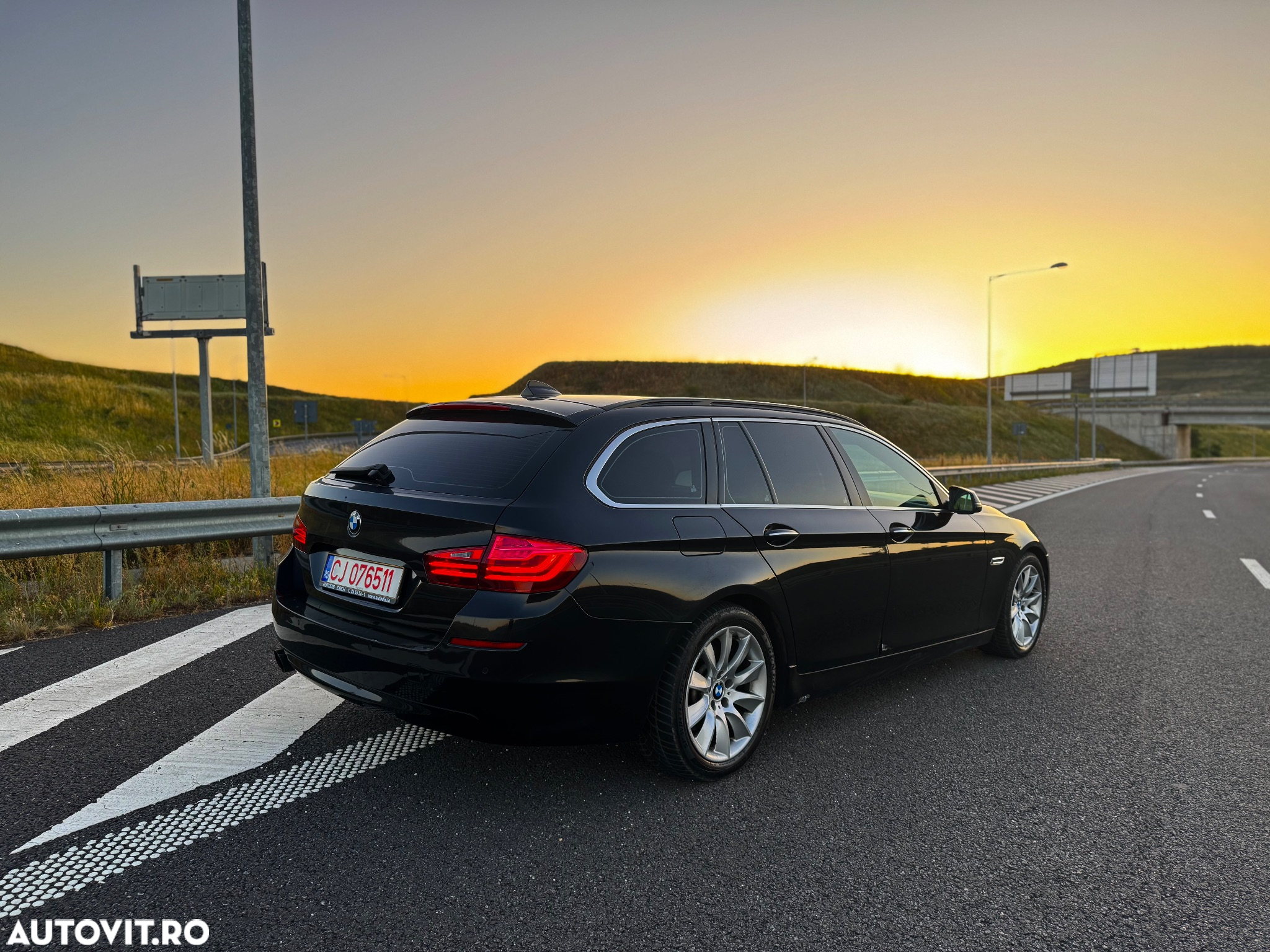 BMW Seria 5 520d Touring Aut. - 3