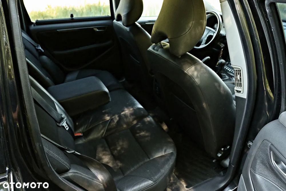 Volvo V70 2.4 D DPF Momentum - 32