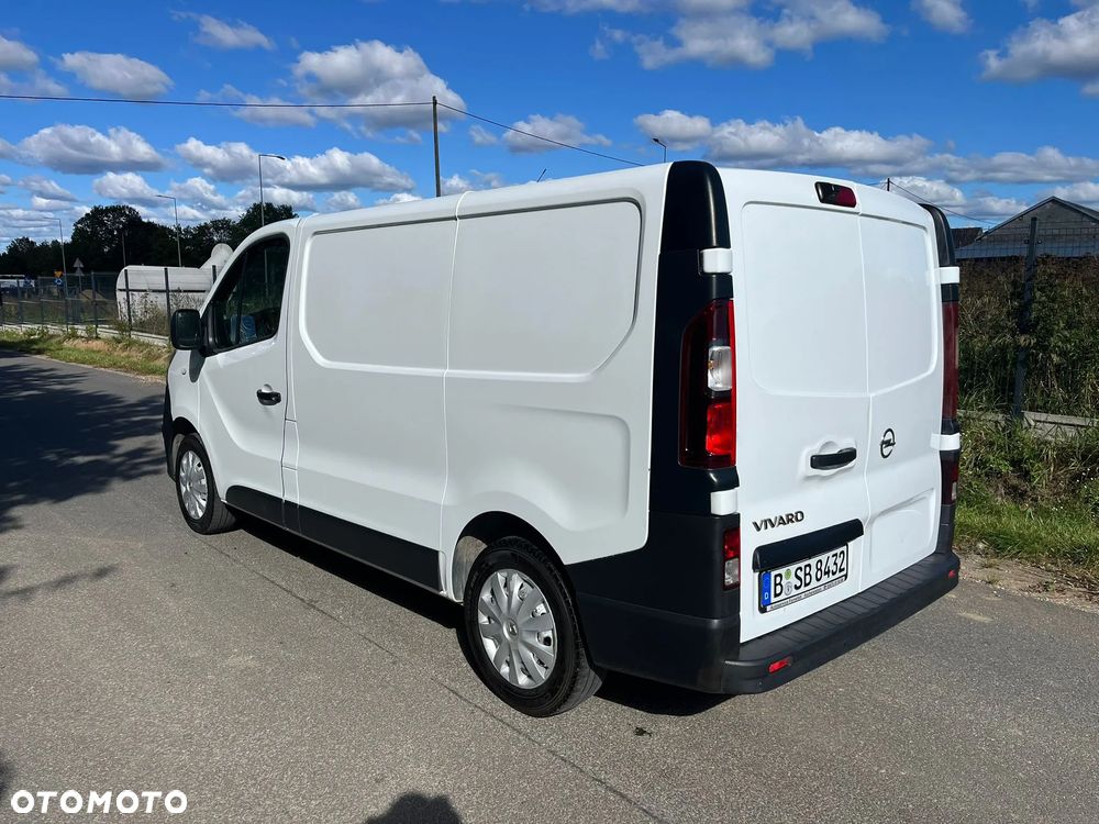 Opel Vivaro - 4