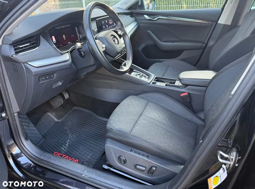 Skoda Octavia 2.0 TDI DSG Ambition - 7