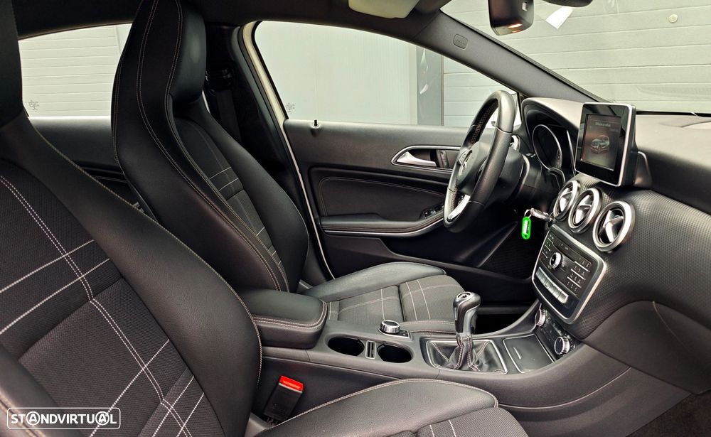 Mercedes-Benz A 160 d Urban - 14
