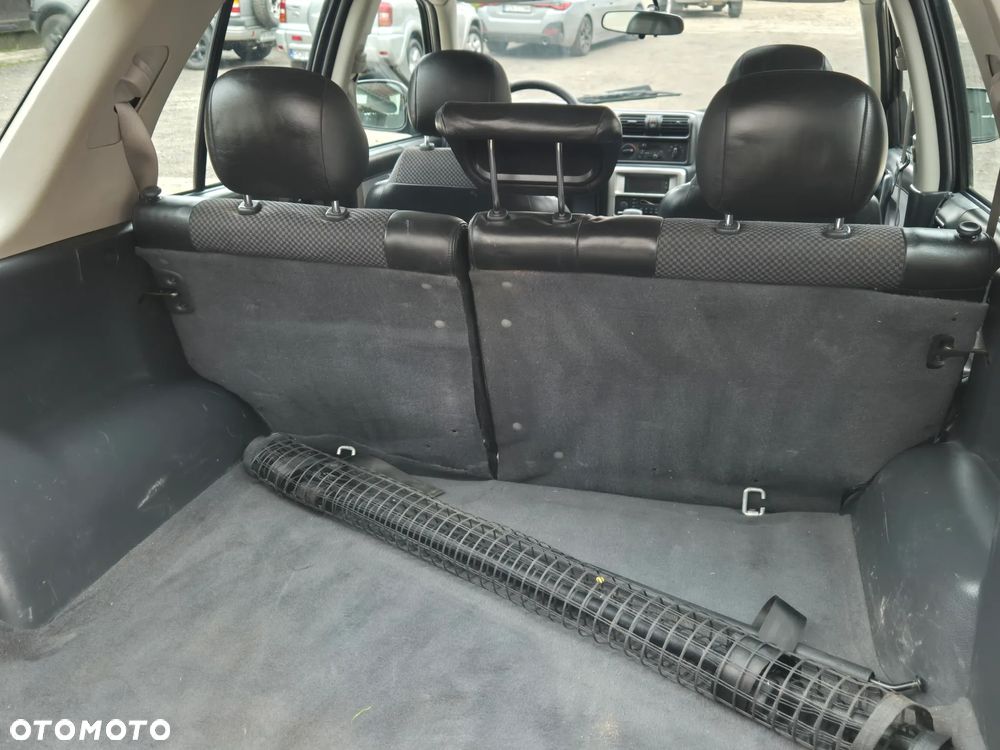 Opel Frontera 3.2 LTD - 9