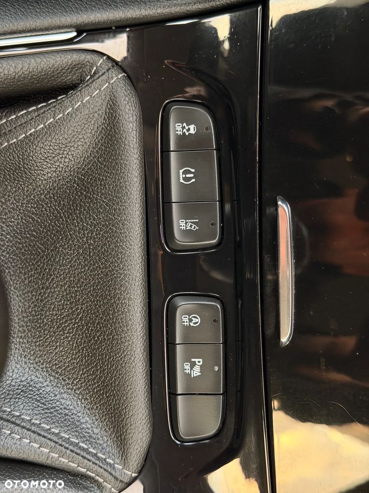 Opel Grandland X 1.6 D Start/Stop Business Edition - 17