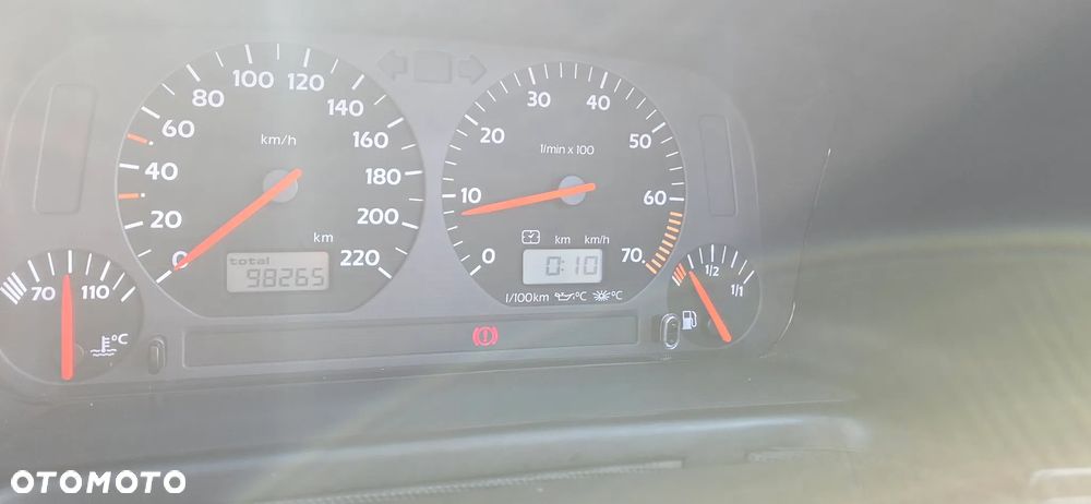 Volkswagen Golf 2.0 GTI - 11