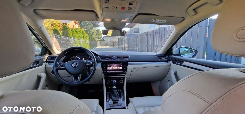 Skoda Superb 2.0 TSI 4x4 Style DSG - 10