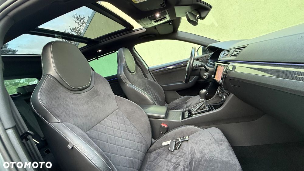 Skoda Superb 2.0 TDI 4x4 DSG SportLine - 34