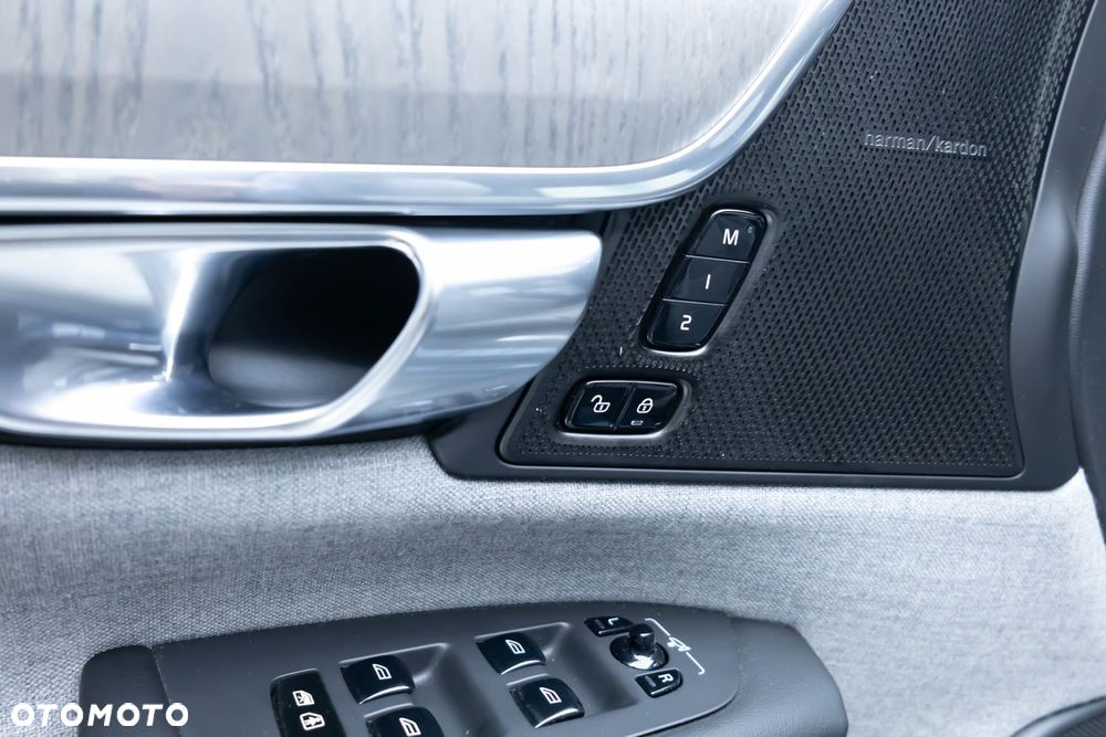 Volvo V90 T8 AWD Plug-In Hybrid Ultimate Bright - 30