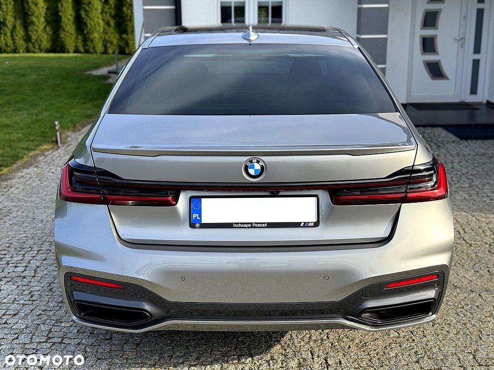 BMW Seria 7 750Ld xDrive sport - 10